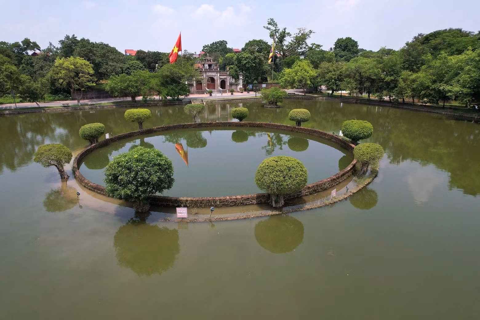 The Co Loa Relic Site in Ha Noi. (Photo: HUU NGHI)