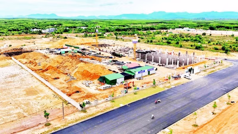 The site of the QTIP Industrial Park in Dien Sanh Commune, southern Quang Tri Province, has been well prepared to attract businesses to invest.