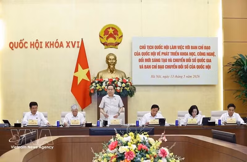 vnanet-potal-chu-tich-quoc-hoi-lam-viec-ve-phat-trien-khcn-doi-moi-sang-tao-va-chuyen-doi-so-quoc-gia-8757504jpg.jpg