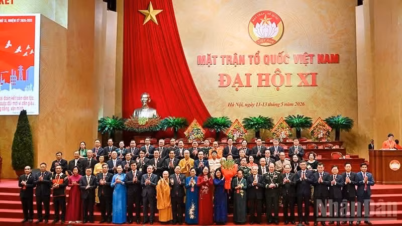 The Presidium of the Viet Nam Fatherland Front (VFF) Central Committee for the 2026-2031 tenure makes debut on May 13, 2026. (Photo: NDO)