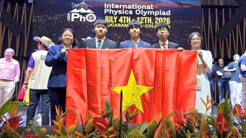 The Viet Nam team participating in the 2026 International Physics Olympiad. (Photo: Ministry of Education and Training)