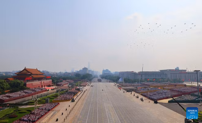 At the military parade (Photo: Xinhua)