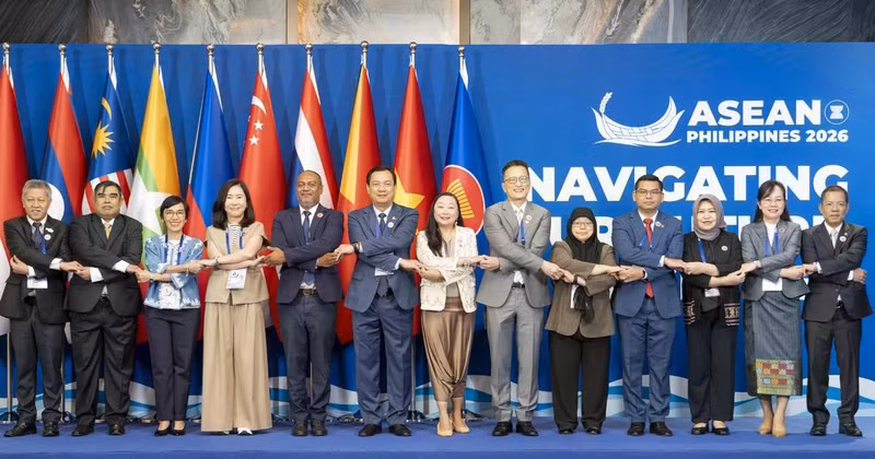 Leaders of ASEAN national tourism authorities at the 63rd ASEAN National Tourism Organisations Meeting, held on January 26. (Photo: TITC)