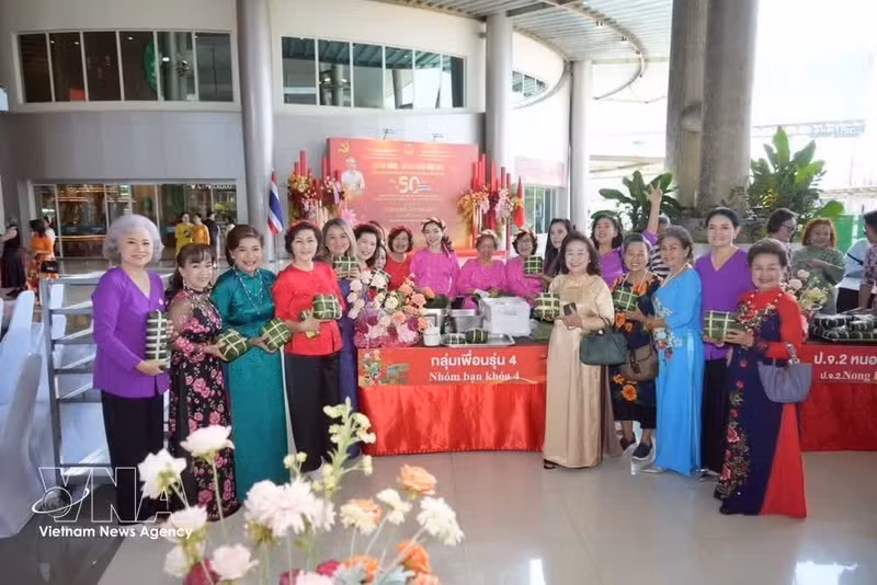 vnanet-kieu-bao-tai-dong-bac-thai-lanjpg.jpg