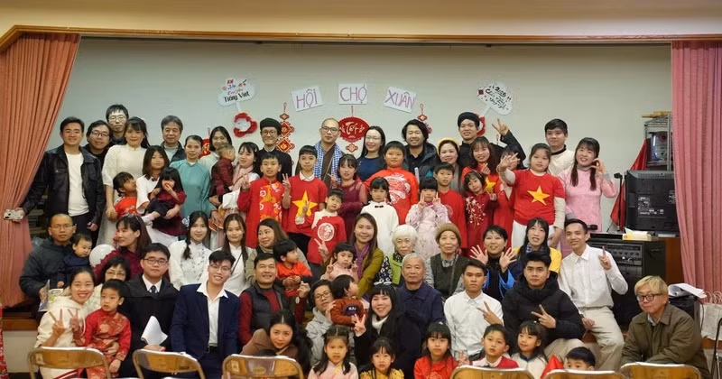 The Spring Fair for students and the Vietnamese community in Japan creates a culturally and educationally rich space imbued with identity.