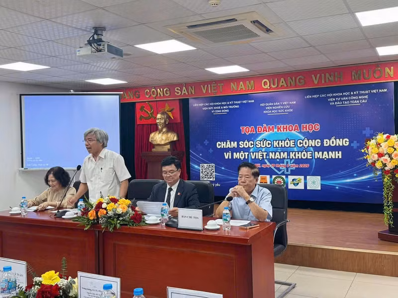 The National Scientific Symposium “Community Healthcare for a Healthier Viet Nam” held in Ha Noi.