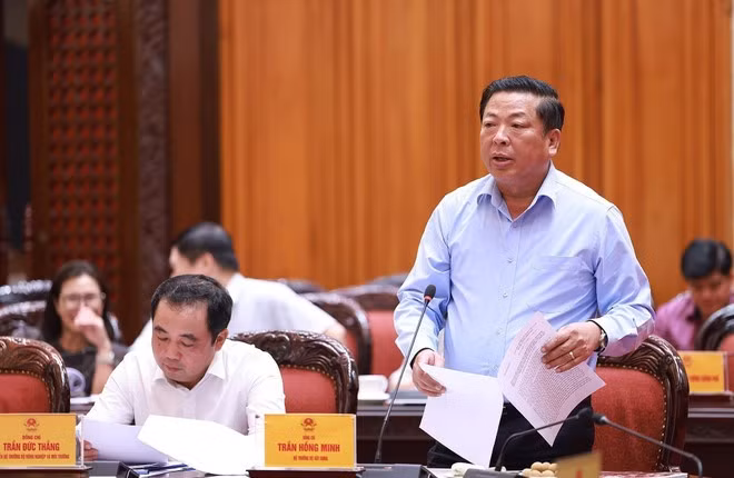 Minister of Construction Tran Hong Minh speaks at the event (Photo: VNA)
