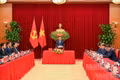 Politburo Member and Standing Member of the Communist Party of Viet Nam (CPV) Central Committee’s Secretariat Tran Cam Tu receives a high-ranking delegation of the Lao People’s Revolutionary Party (LPRP) in Ha Noi on September 22 (Photo: NDO)