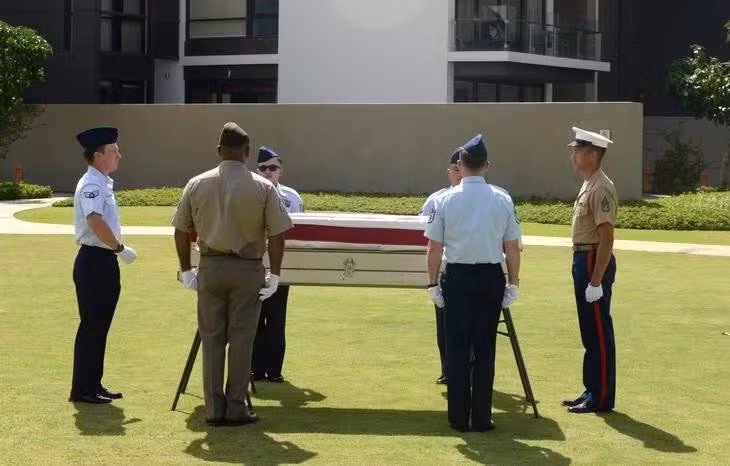 Viet Nam hands over the remains recovered during a recent joint Viet Nam – US excavation in Dan Hoa commune of Quang Tri province. (Photo courtesy of the Vietnamese Ministry of Foreign Affairs)