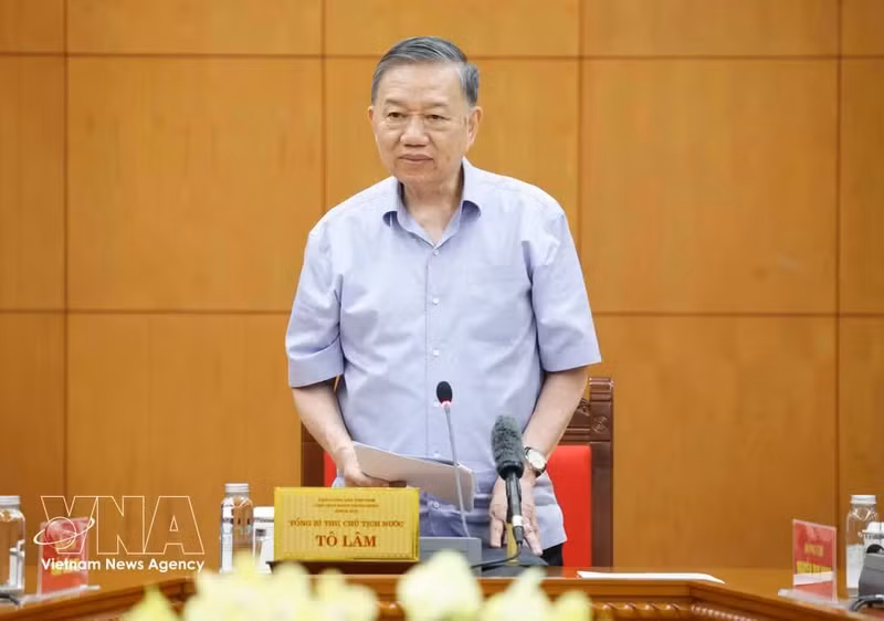 Party General Secretary and State President To Lam speaks at the working session in Ha Noi on June 15, 2026. (Photo: VNA)
