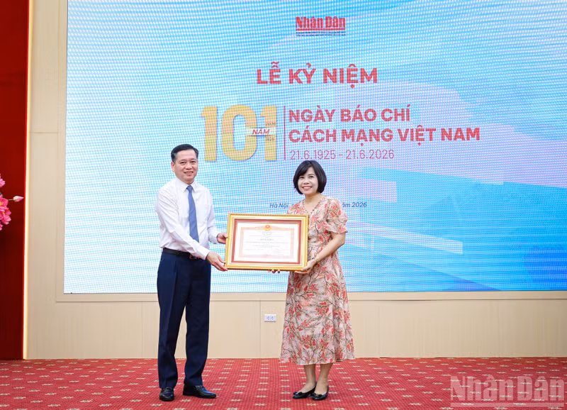 nhandan6.jpg