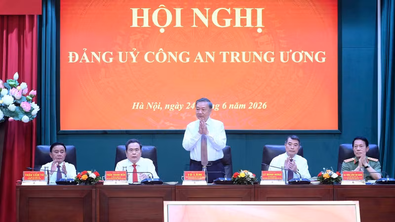 Party General Secretary and State President To Lam speaks at the conference. (Photo: NDO)