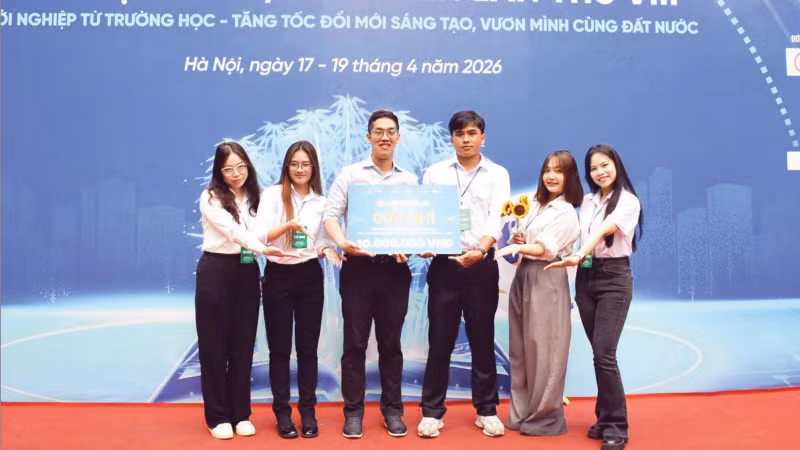 Students from Viet Nam National University – Ho Chi Minh City awarded at the National Startup Day for pupils and students (SV_STARTUP) 2026