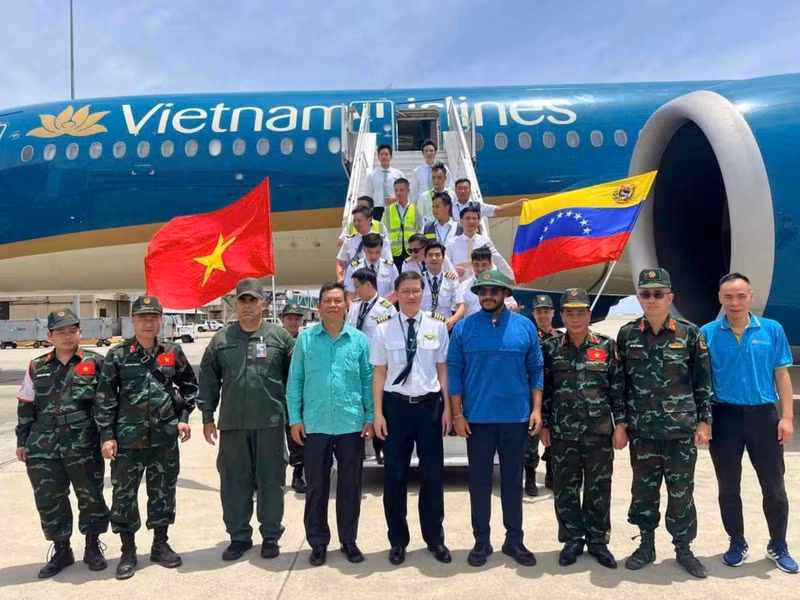 The Vietnamese earthquake relief delegation in Venezuela (Photo: Vietnamese Embassy in Venezuela).