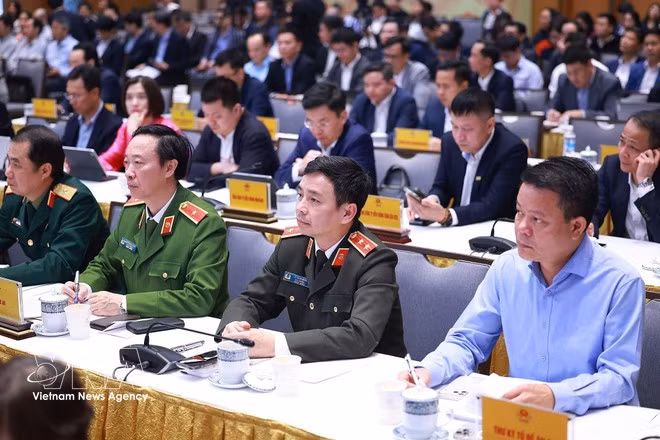 Participants at the first meeting in 2026 of the Government’s Steering Committee on science and technology development, innovation, digital transformation and Project 06 (Photo: VNA)