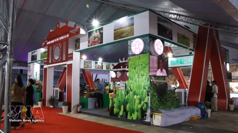 A booth at the trade fair. (Photo: VNA)