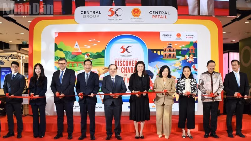Delegates at the opening ceremony 