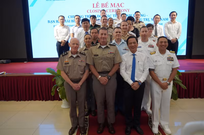 Delegates at the closing ceremony of the Pacific Partnership – Pacific Friendship 2026 programme. (Photo: baoquangtri.vn)