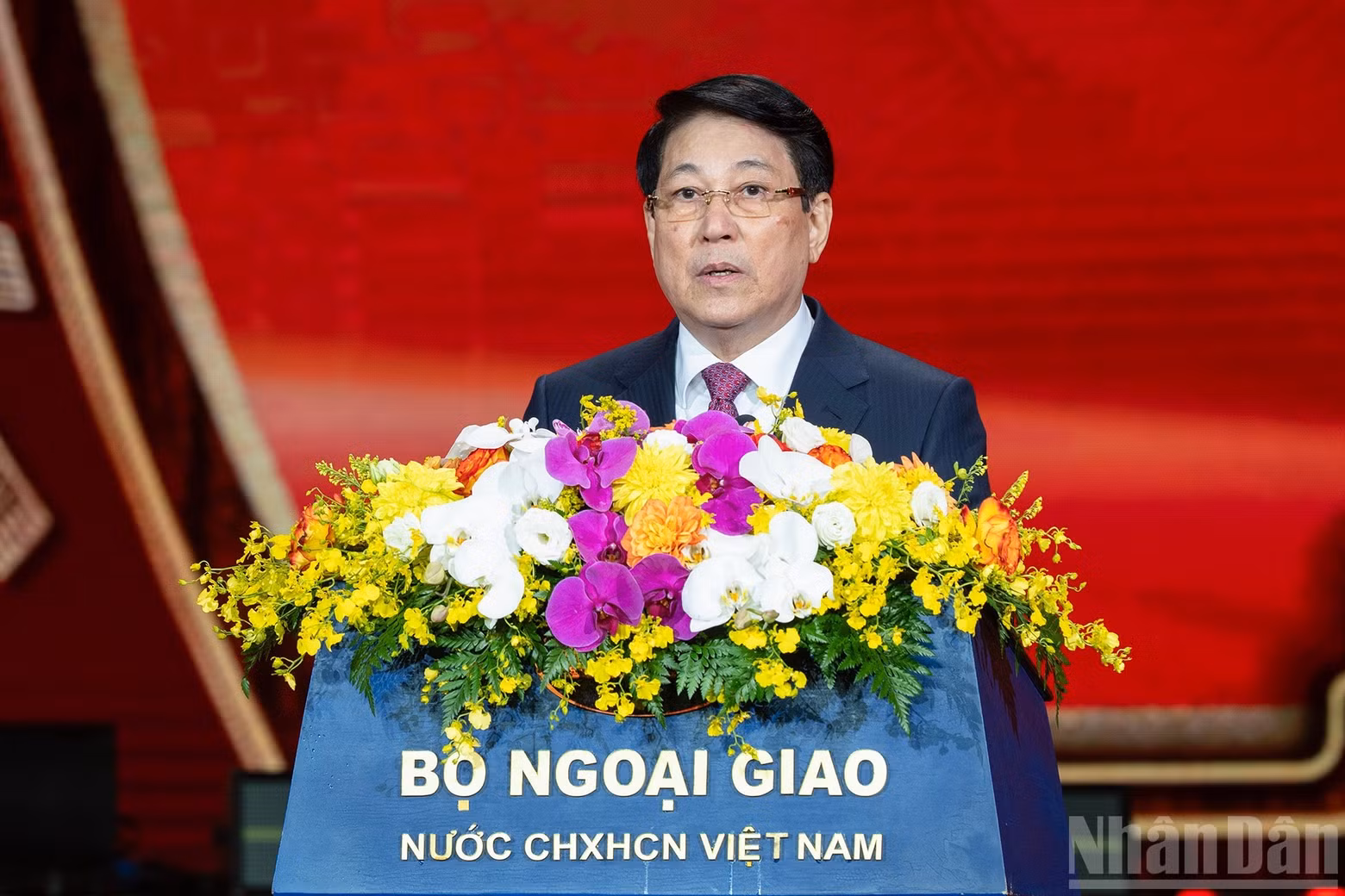 State President Luong Cuong delivers an address at the programme.