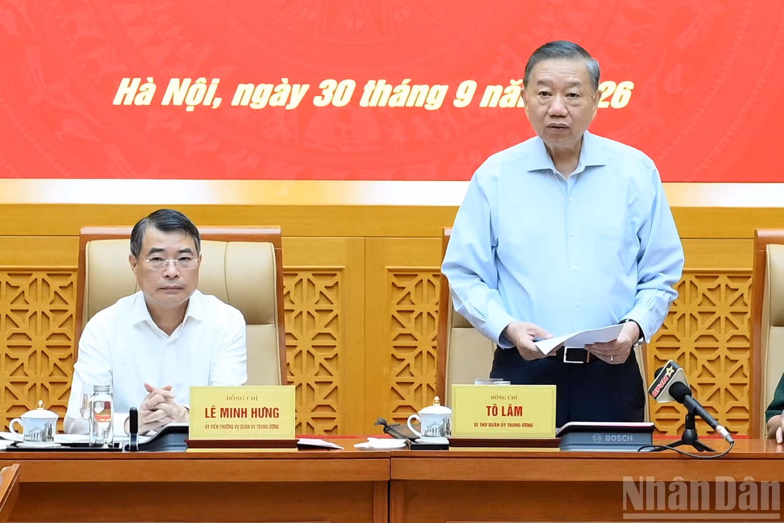 General Secretary and President To Lam, Secretary of the Central Military Commission, speaks at the conference.