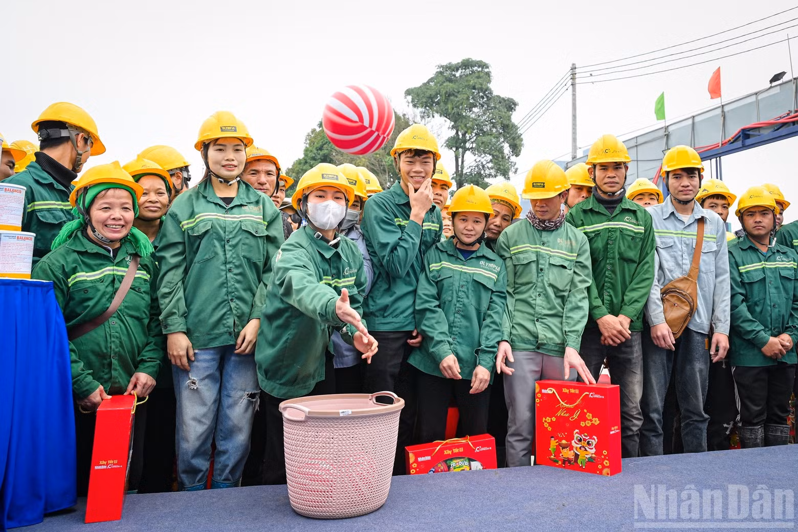 These activities have also been organised at “Xay Tet 2026” programmes in various localities such as Ho Chi Minh City and An Giang, contributing to the dissemination of the programme’s humane message.