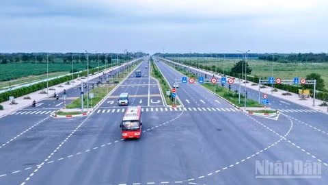 Dong Nai City is undergoing a major transformation of its urban landscape to achieve rapid and sustainable development.