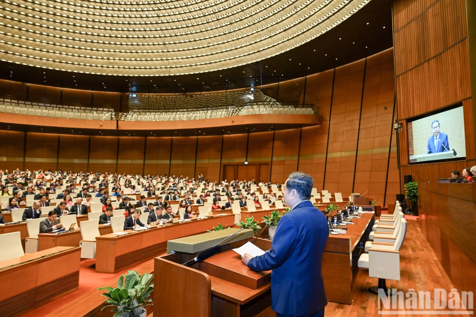 An overview of the opening session of the first extraordinary session of the 16th National Assembly.