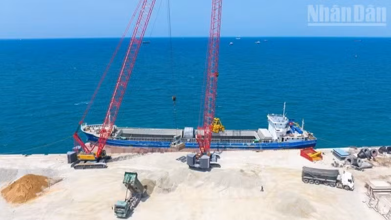 As of early June 2026, cargo throughput at Berth 1A had reached nearly 3.5 million tonnes, surpassing the original target by more than 200% during certain periods.