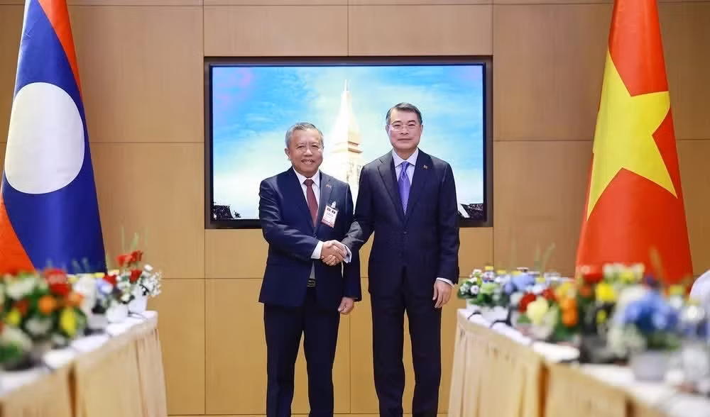 thu-tuong-le-minh-hung-tiep-lanh-dao-cac-to-chuc-chinh-tri-xa-hoi-cua-lao-7602.jpg