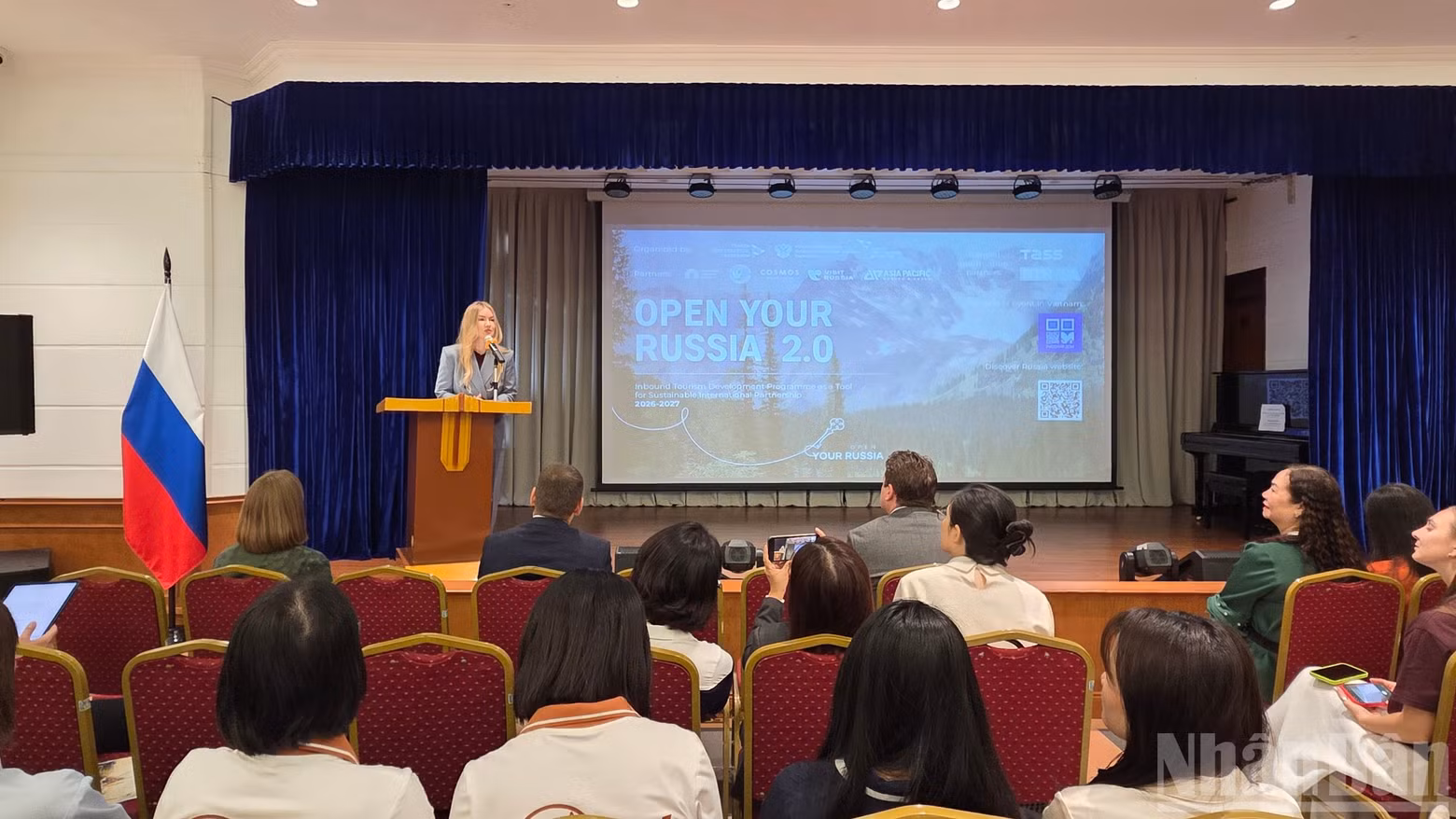 Anna Dolinina, Economic Attaché and representative of the Russian Ministry of Economic Development in Viet Nam, expresses her hope for stronger connections between Russian and Vietnamese localities and tourism businesses. (Photo: NGO HUONG)