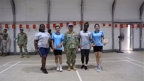 The badminton tournament was a practical initiative to promote sporting exchanges, improve physical fitness, and enhance the morale and well-being of personnel serving with the United Nations Interim Security Force for Abyei. (Photo: Viet Nam Department of Peacekeeping Operations)