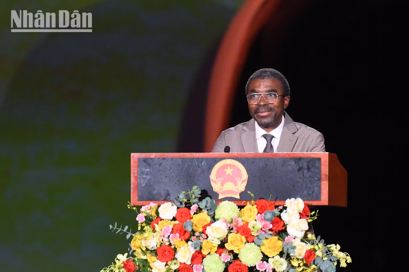 Lazare Eloundou Assomo, Director of the UNESCO World Heritage Centre, speaks at the opening ceremony.