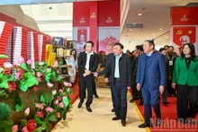 In pictures: Senior Party official chairs preliminary review of preparations for 14th National Party Congress