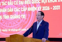 National Assembly (NA) Vice Chairman Tran Quang Phuong speaks at the working session with representatives of Quang Tri province. (Photo: VNA)