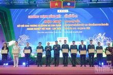 The closing ceremony of the Viet Nam-Laos trade fair in Vientiane.