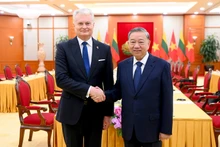 General Secretary To Lam and Lithuanian President Gitanas Nauseda. (Photo: Dang Khoa)