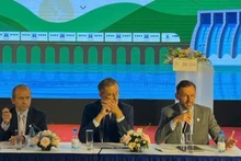 Julien Seillan, AFD’s Country Director in Viet Nam, speaks at the event.