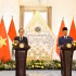 Vietnamese Minister of Foreign Affairs Le Hoai Trung (left) and his Indonesian counterpart Sugiono (Photo: baoquocte.vn)