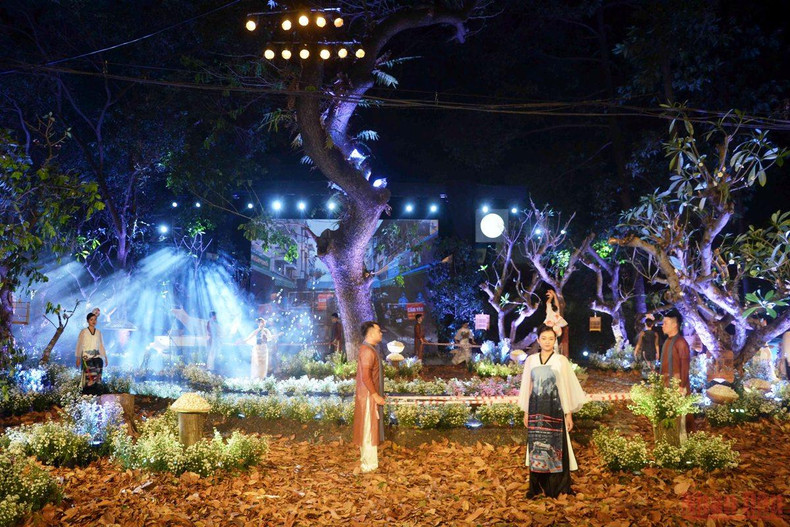 Mass wedding held for Ho Chi Minh City’s medical workers ảnh 2