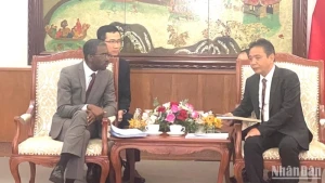 Overview of the meeting. (Photo: NGOC LIEN)