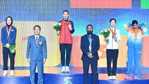 Hoang Thi My Tam claims a gold in the women’s individual kumite 55kg category at the 2025 Asian Karate Championships in Uzbekistan. (Photo: VNA) 