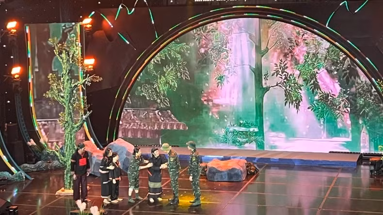 An art performance at the programme