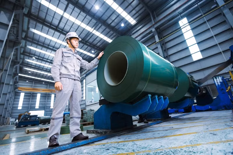 A colour-coated steel production line at a Hoa Phat Group factory. (Photo: Nguyen Nghi)