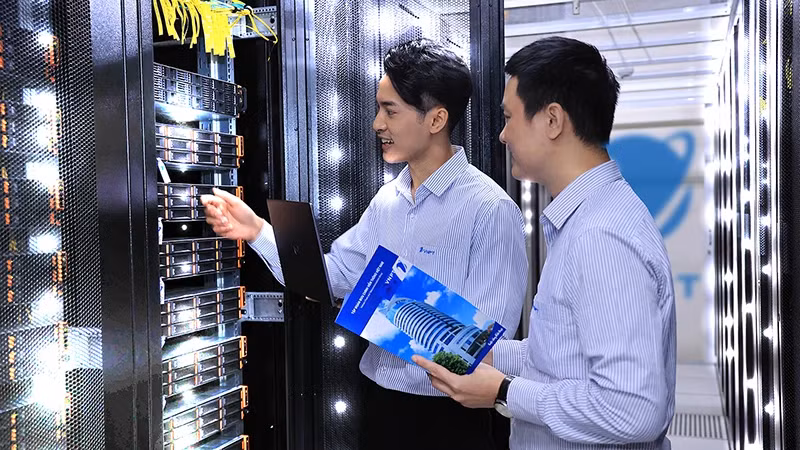 Employees of the Vietnam Posts and Telecommunications Group. (Photo: nhandan.vn)