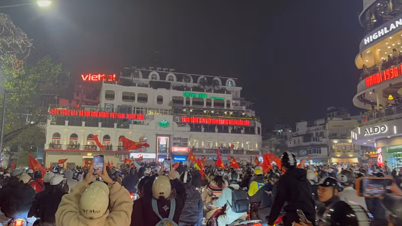 The first leg of the final ended emotionally with a 2-1 victory for Vietnam, in which naturalised striker Nguyen Xuan Son scored a brace.