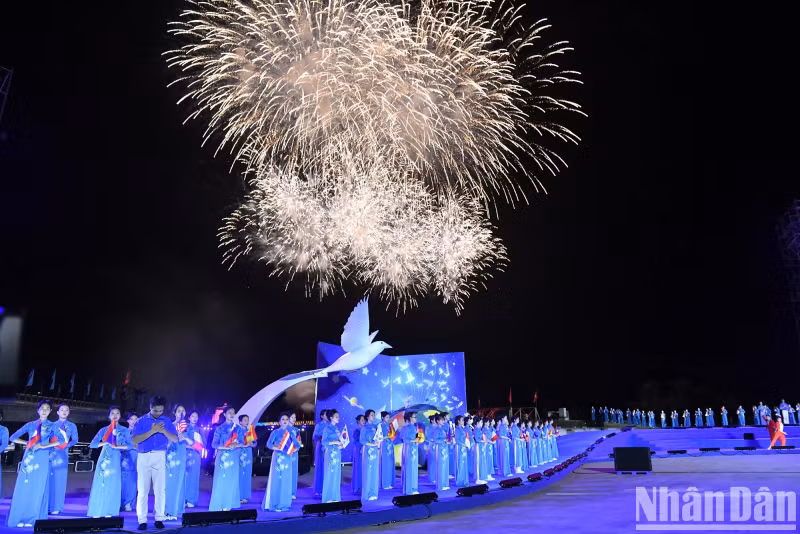 The music exchange programme conveys the message “Melodies of Peace”.