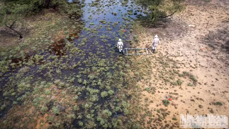 Quang Tri Province is the most polluted locality in terms of unexploded ordnance in Vietnam, with over 82% of its land area contaminated. (Photo: Thanh Dat)