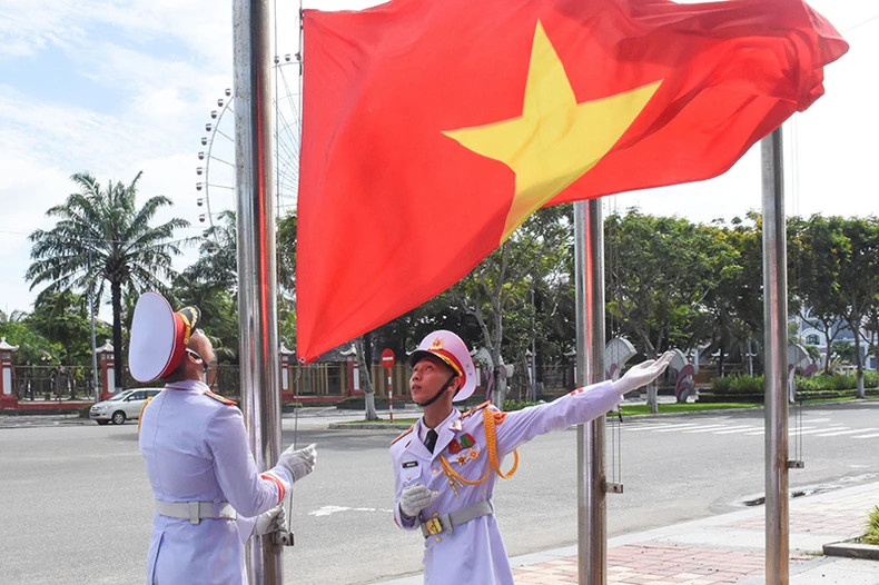 The ASEAN Schools Games flag-raising ceremony takes place at the Tien Son Sports Complex in Da Nang City on June 1. (Photo: Anh Dao)