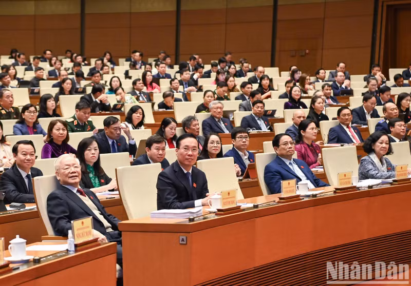 The extraordinary meeting will conclude on January 18, with a break on January 17 for competent agencies to revise and complete the draft laws and resolution.