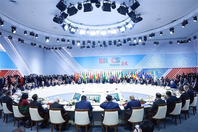 At the plenary session of the expanded BRICS Summit in Kazan. (Photo: VNA)